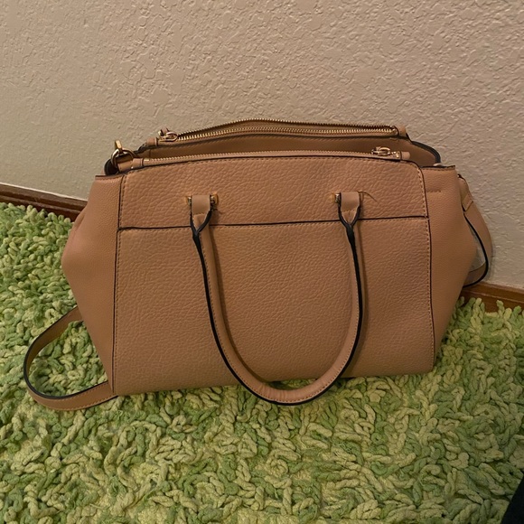 Tan Purse - Picture 2 of 5